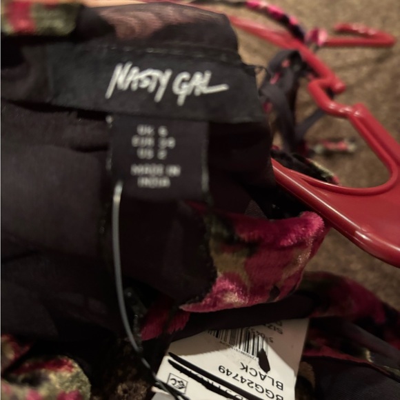 Nasty Gal Floral Long Sleeve Jumpsuit - Picture 8 of 9